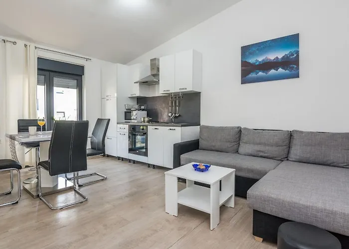 Bilic 2 By Interhome *